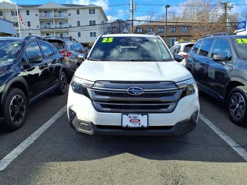 Certified 2025 Subaru Forester Premium image 2