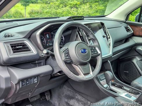 Used 2023 Subaru Ascent Touring AWD/4WD image 9