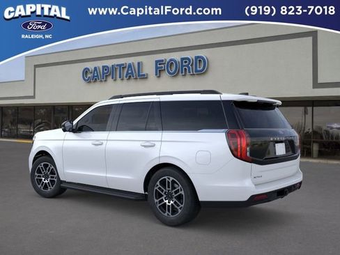 New 2026 Ford Expedition Active RWD image 4