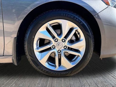 Used 2018 Honda Accord LX image 9