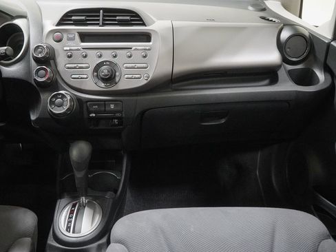 Used 2013 Honda Fit image 28