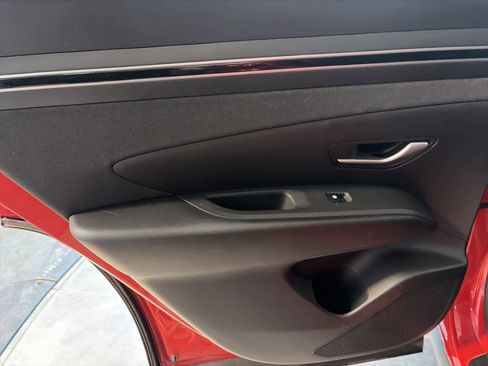 Used 2023 Hyundai Tucson SEL w/ Convenience Package image 18