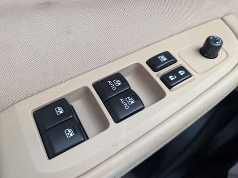Used 2015 Subaru Outback 2.5i Premium AWD/4WD image 30