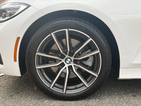Used 2022 BMW 330i xDrive Sedan w/ Driving Assistance Package image 40