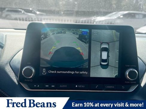 New 2025 Nissan Sentra SR w/ SR Premium Package image 9