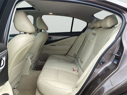 Used 2014 INFINITI Q50 Premium w/ Navigation Package AWD/4WD image 17