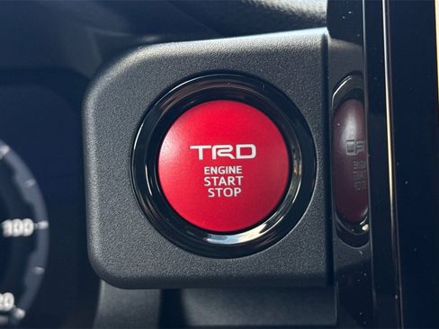 Used 2025 Toyota 4Runner TRD Off-Road Premium image 26