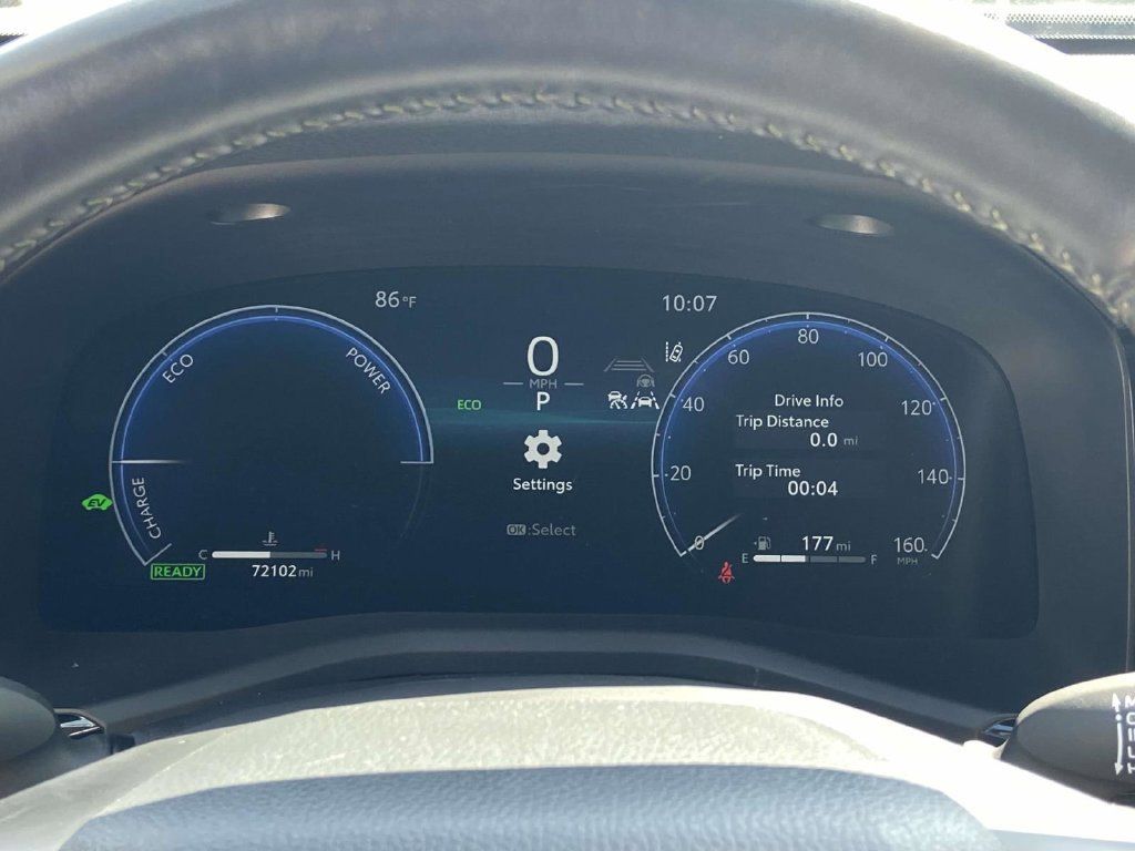 Used 2025 Toyota Camry XLE FWD image 37