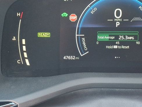 Used 2025 Toyota Camry LE FWD image 19