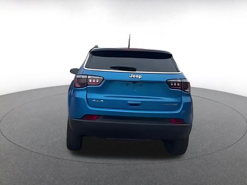 Used 2025 Jeep Compass Limited image 16
