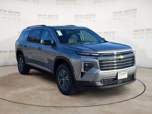 New 2026 Chevrolet Traverse LT image 7