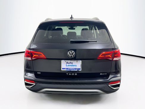 Used 2023 Volkswagen Taos SE image 6