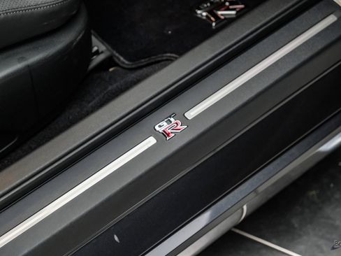 Used 2009 Nissan GT-R Premium AWD/4WD image 63