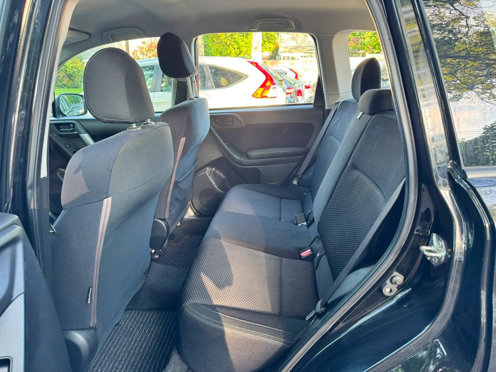 Used 2018 Subaru Forester 2.5i w/ Alloy Wheel Package AWD/4WD image 10