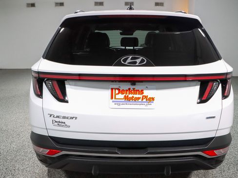 Used 2023 Hyundai Tucson SEL w/ Convenience Package AWD/4WD image 8