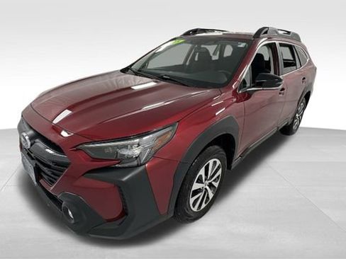 Certified 2025 Subaru Outback Premium image 8