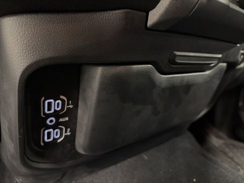 Used 2025 RAM 1500 Tradesman w/ Night Edition AWD/4WD image 14