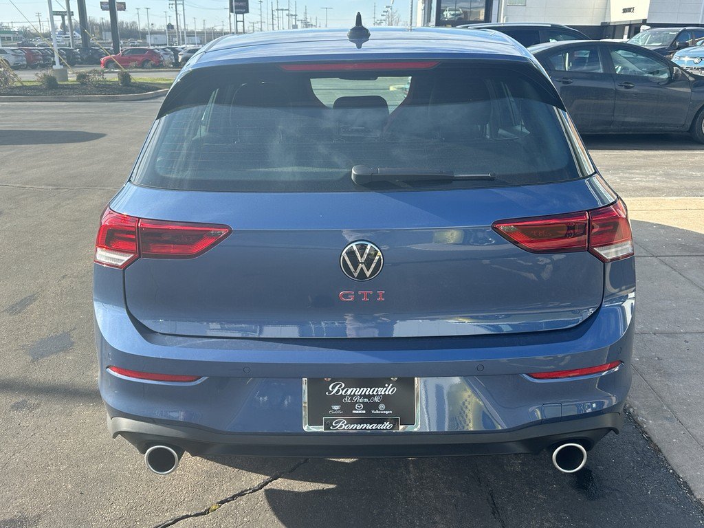 New 2026 Volkswagen GTI SE FWD image 3
