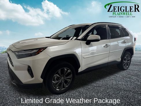Used 2022 Toyota RAV4 Limited AWD/4WD image 2