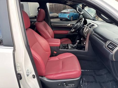 Used 2021 Lexus GX 460 Premium w/ Premium Package image 9