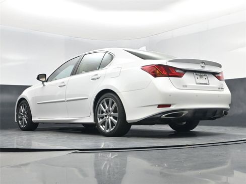 Used 2015 Lexus GS 350 Crafted Line w/ Premium Package image 28