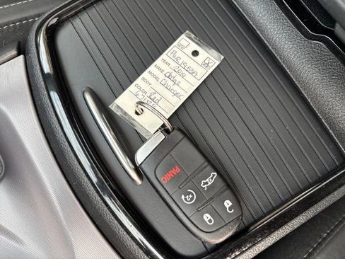 Used 2019 Dodge Charger SXT w/ Plus Group image 42