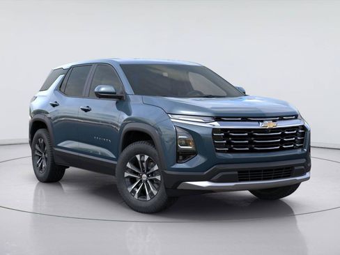 New 2027 Chevrolet Equinox LT w/ Safety and Technology Package FWD image 7