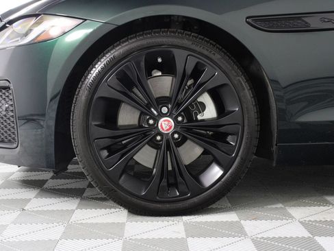 Used 2023 Jaguar XF SE RWD image 28