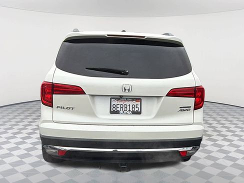 Used 2018 Honda Pilot Touring image 6