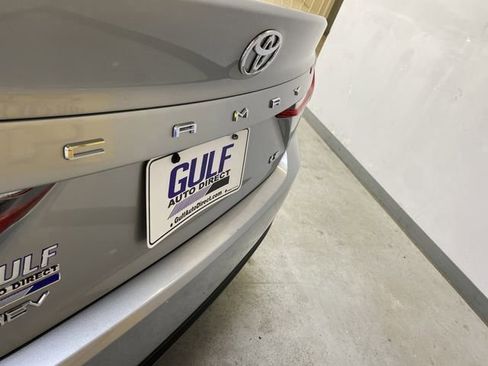 Used 2025 Toyota Camry LE FWD image 17