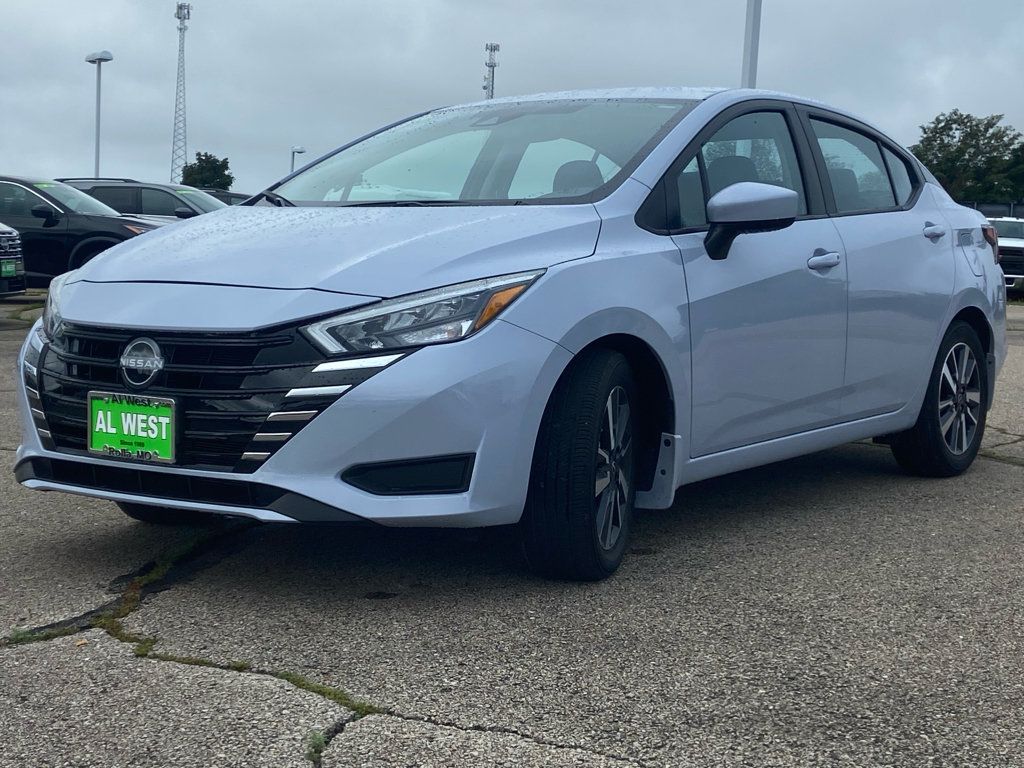 Used 2025 Nissan Versa SV w/ Trunk Package FWD image 9