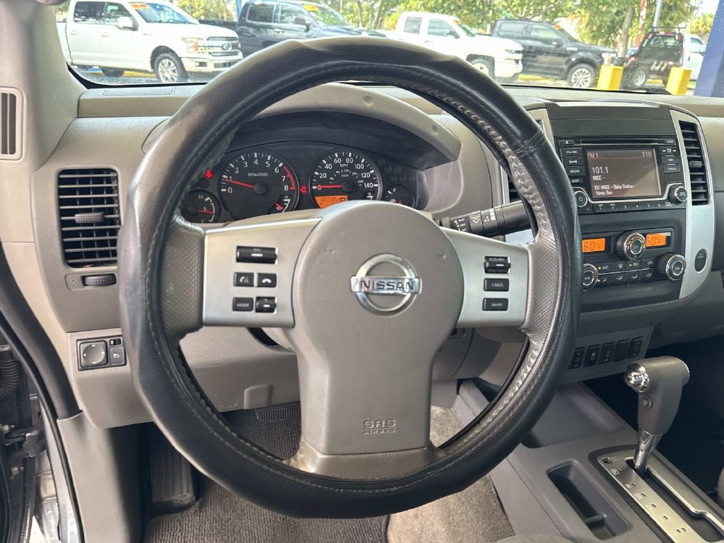 Used 2016 Nissan Frontier SV w/ SV Value Truck Package RWD image 23