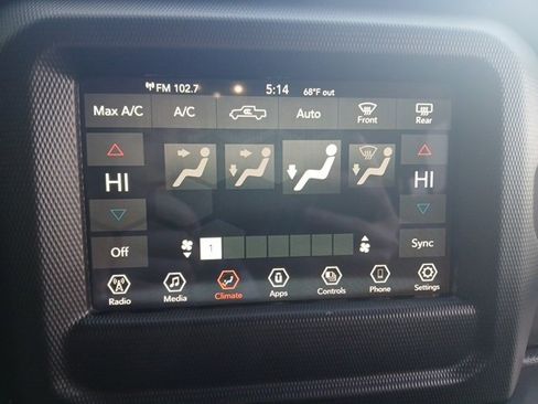 Used 2022 Jeep Gladiator Sport image 22