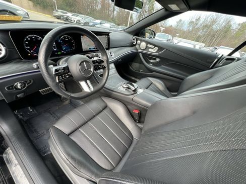 Used 2023 Mercedes-Benz E 450 4MATIC Cabriolet image 2