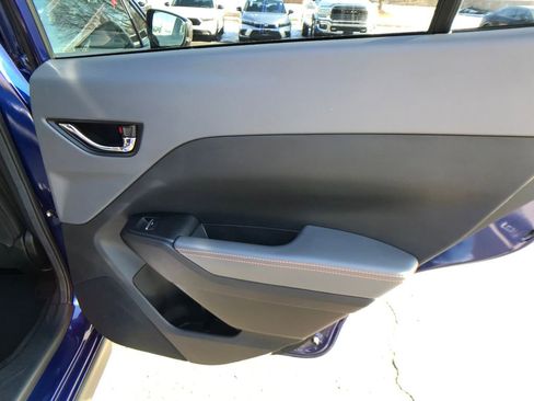 Used 2024 Subaru Crosstrek 2.5i Limited image 32