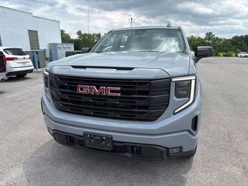 Used 2024 GMC Sierra 1500 Elevation AWD/4WD image 5