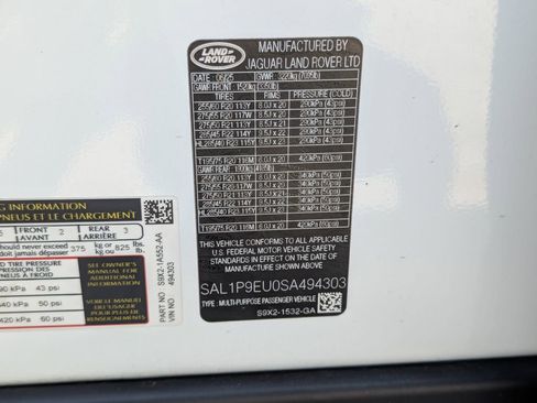 Used 2025 Land Rover Range Rover Sport SE AWD/4WD image 38