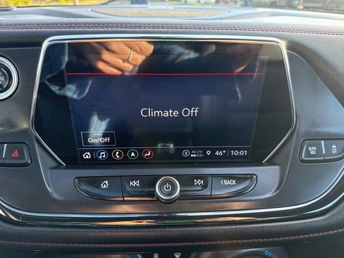 Used 2022 Chevrolet Blazer RS w/ Enhanced Convenience Package image 39