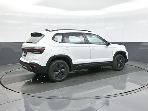 New 2026 Volkswagen Taos S FWD image 7