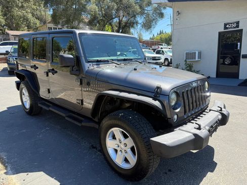 Used 2016 Jeep Wrangler Unlimited Sport w/ Quick Order Package 24S AWD/4WD image 4
