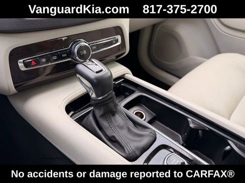 Used 2019 Volvo XC90 T5 Momentum w/ Multimedia Package image 24