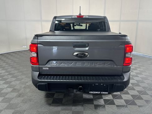 Used 2023 Ford Maverick XLT w/ Black Appearance Package FWD image 4
