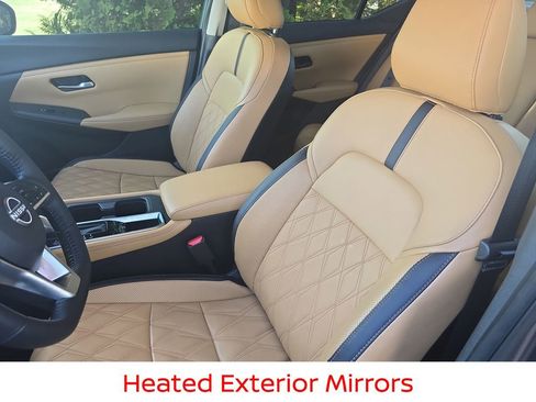 Used 2024 Nissan Sentra SV w/ SV Premium Package image 17