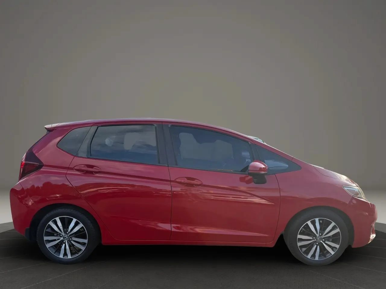 Used 2016 Honda Fit EX image 4