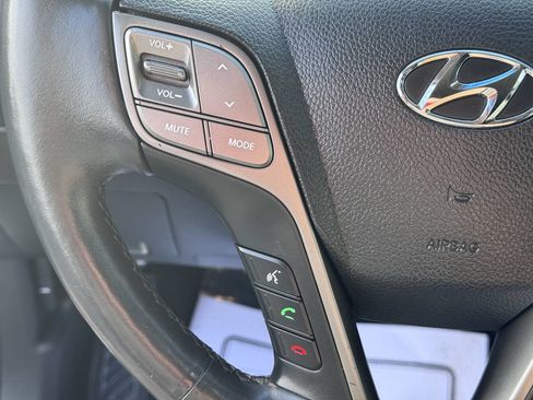 Used 2017 Hyundai Santa Fe Sport image 24