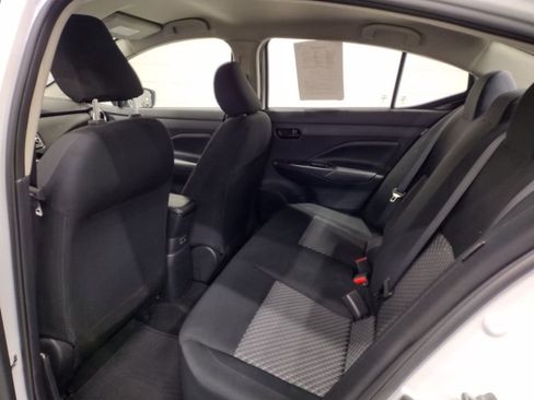 Used 2022 Nissan Versa S image 21