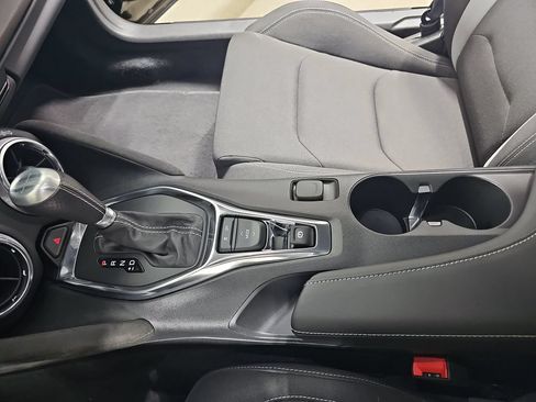 Used 2020 Chevrolet Camaro SS RWD image 28