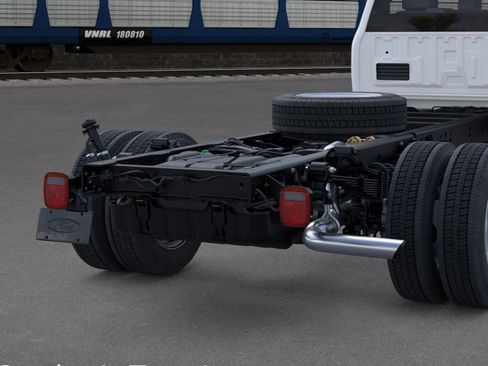 New 2026 Ford F550 2WD Regular Cab Super Duty image 23