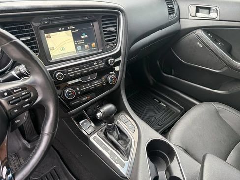 Used 2015 Kia Optima EX FWD image 29