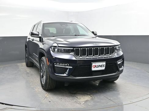 Used 2024 Jeep Grand Cherokee Limited 4xe AWD/4WD image 2